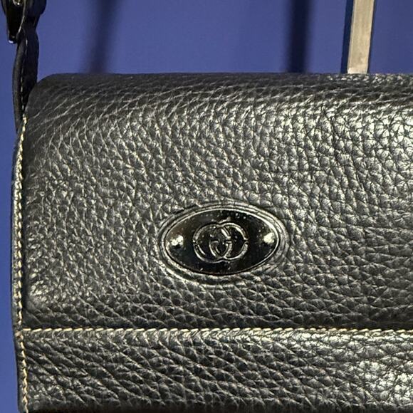 Gucci Black Leather Crossbody and Wallet Bundle - Picture 9 of 16